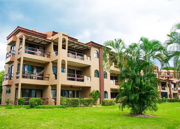 Beachfront With Warm, Rustic Interiors & Direct Access To *