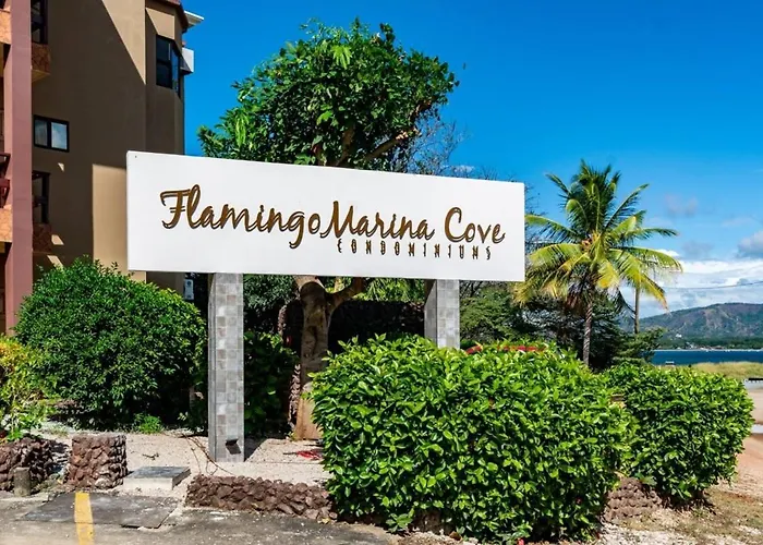 Holiday home Beachfront With Warm, Rustic Interiors & Direct Access To Playa Flamingo